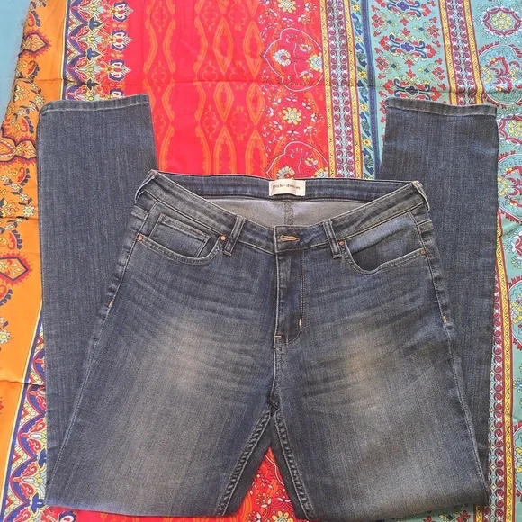 Dish-denim Straight & Narrow - Picture 3 of 10